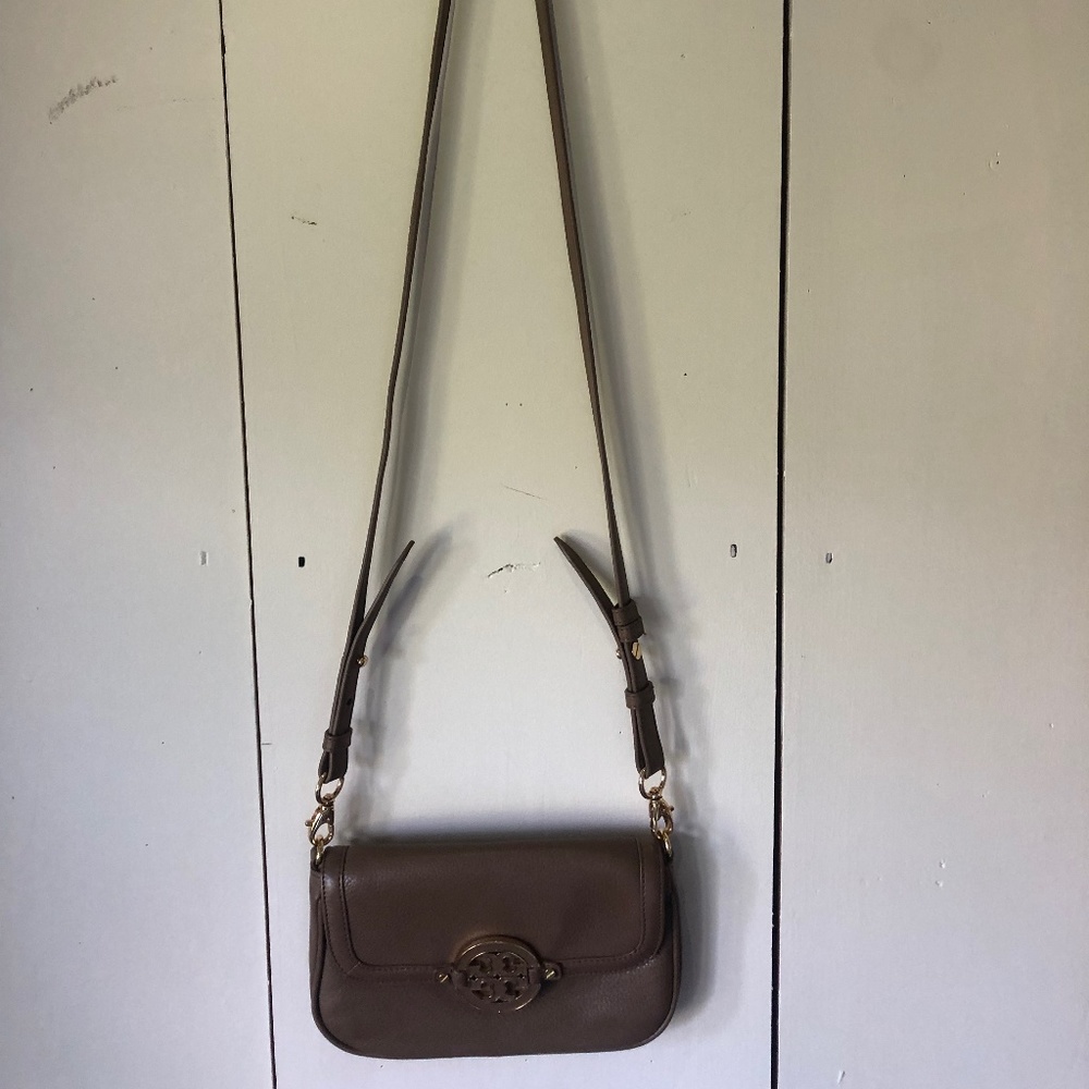 Tory Burch Amanda Crossbody - Picture 7 of 7